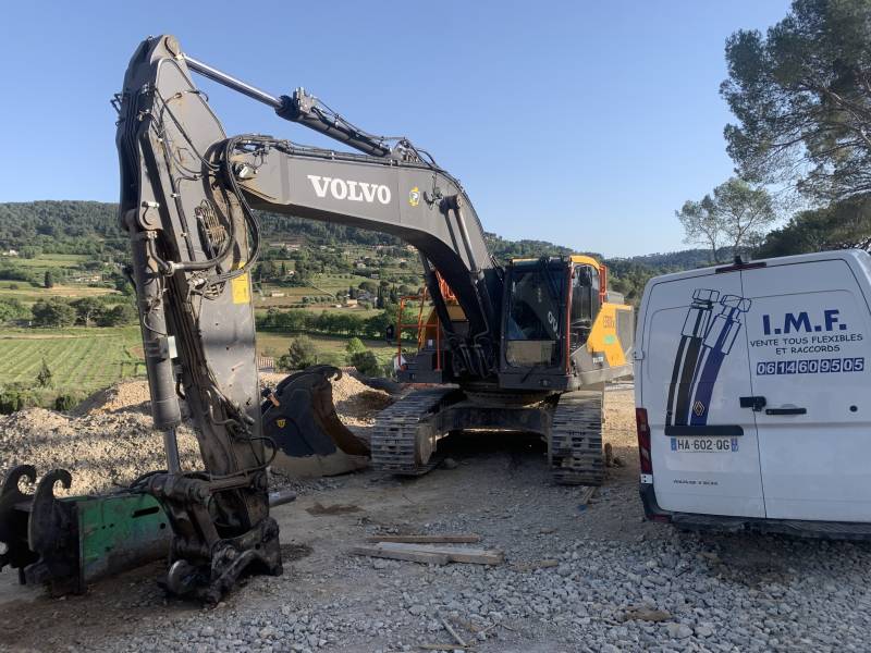 Montage limiteur de pression Pelle Volvo